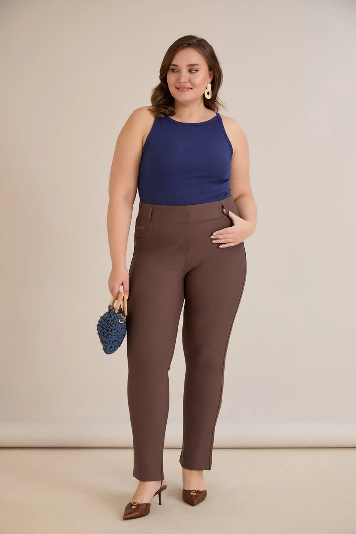 Hlače s efektom oblikovanja u vizon boji