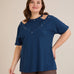 Plus size pamučna bluza s atraktivnim izrezom i perlama – Plava