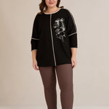 Plus size ležerna bluza s modernim tiskom