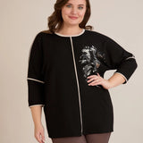 Plus size ležerna bluza s modernim tiskom