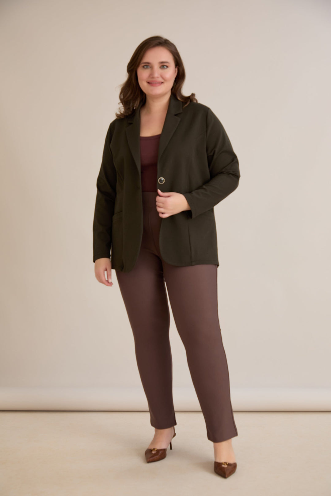 Sportsko-elegantni sako s reverom i kopčanjem – Tamno zeleni