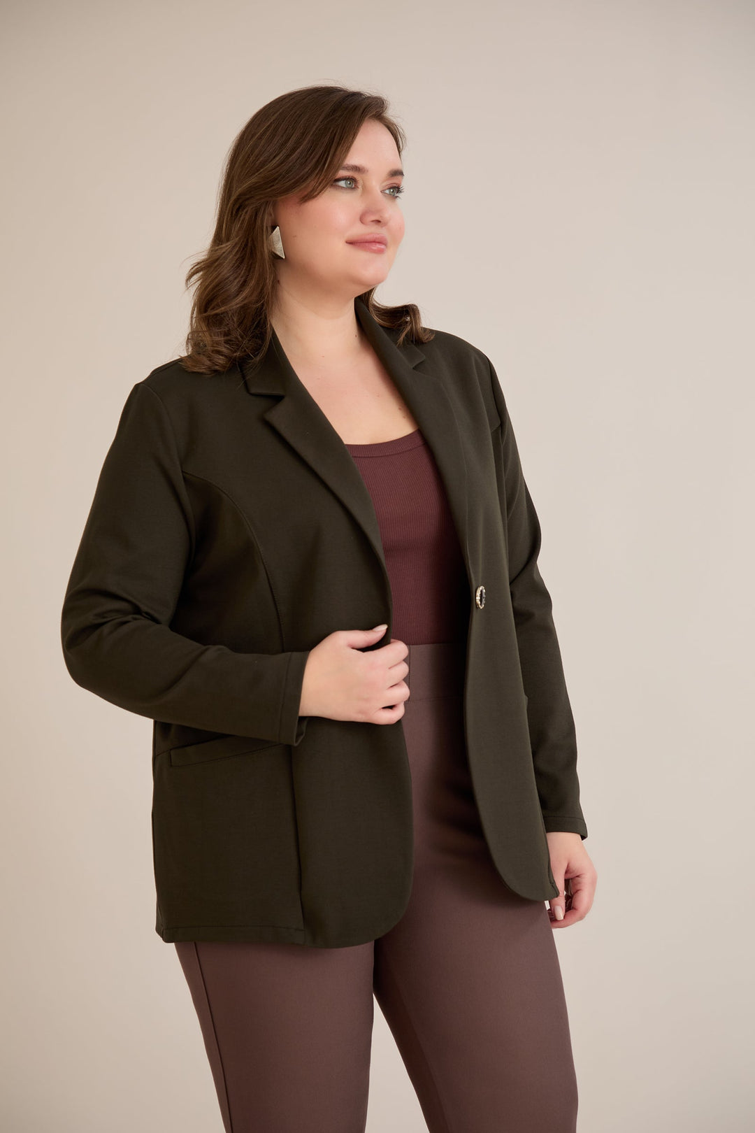Sportsko-elegantni sako s reverom i kopčanjem – Tamno zeleni
