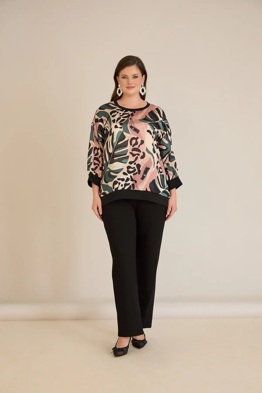 Jesenska elegantna bluza u višebojnim tonovima