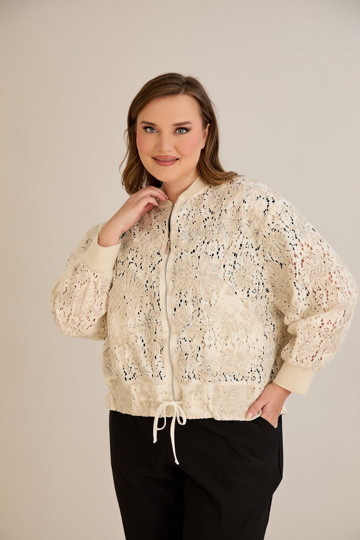 Pamučna jakna s izvezenim detaljima i vezicom u struku - 10713