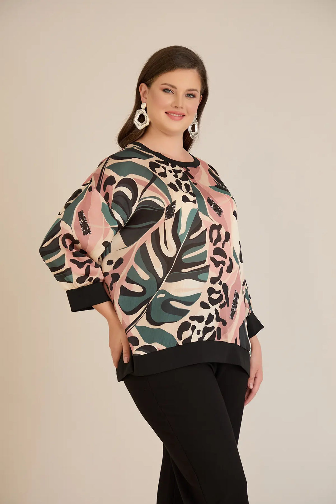 Jesenska elegantna bluza u višebojnim tonovima