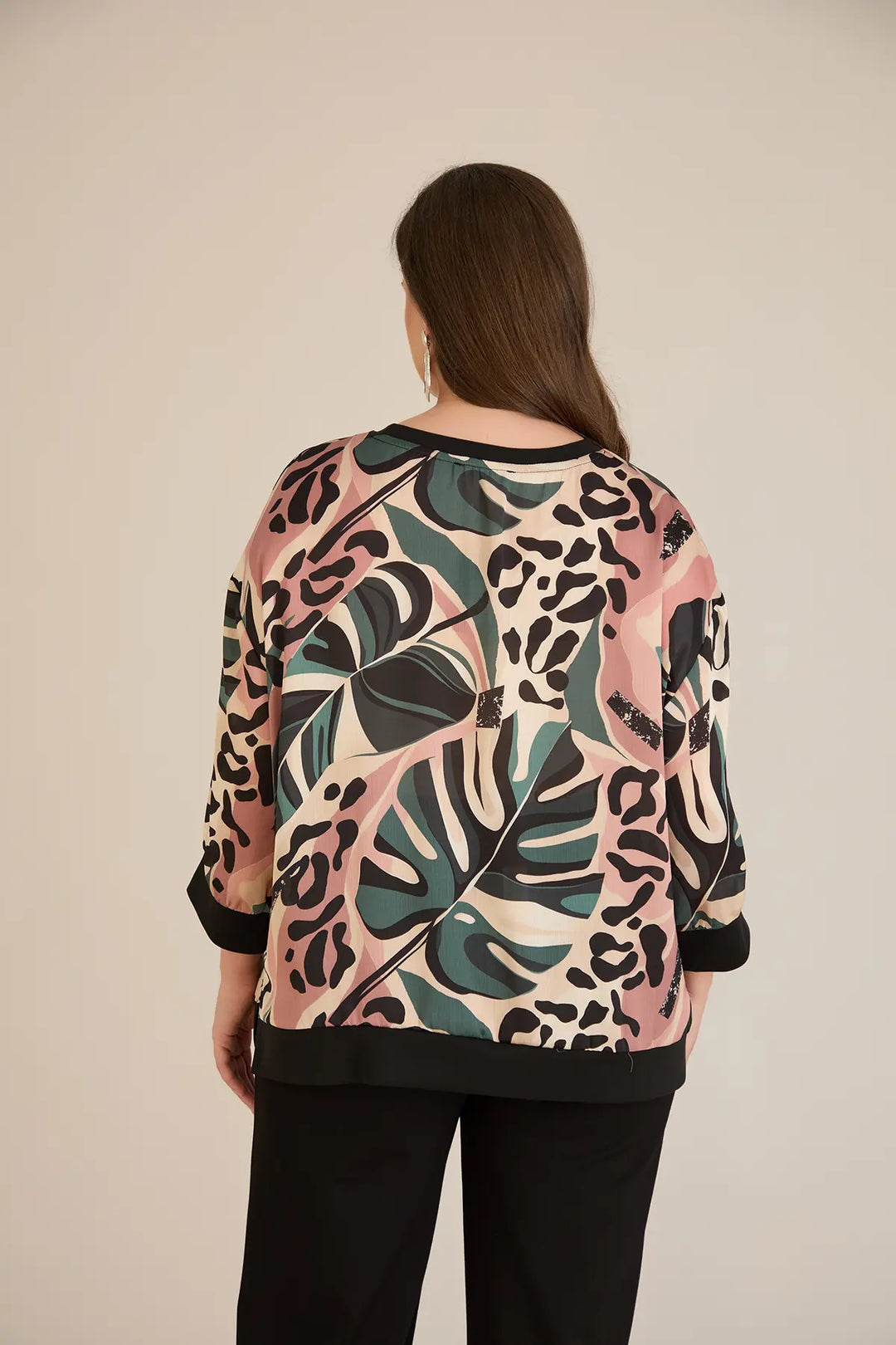 Jesenska elegantna bluza u višebojnim tonovima