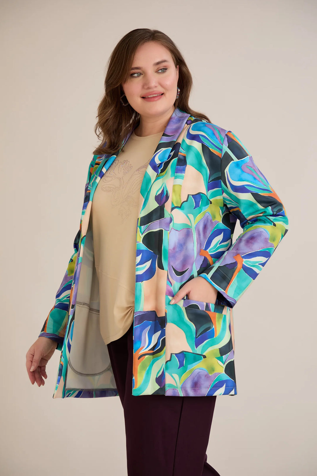 Sportsko-elegantni blejzer bez kopčanja – višebojni