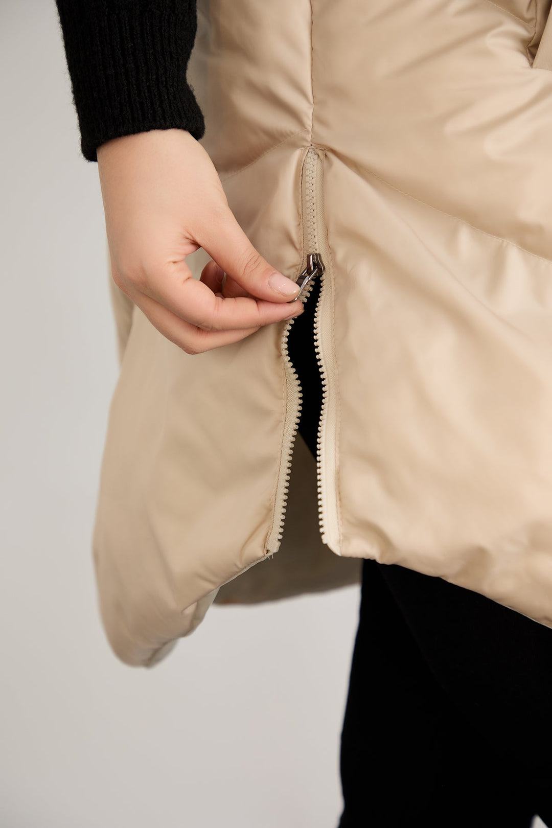 Оversize zimski prsluk s podstavom od karakula - Bež