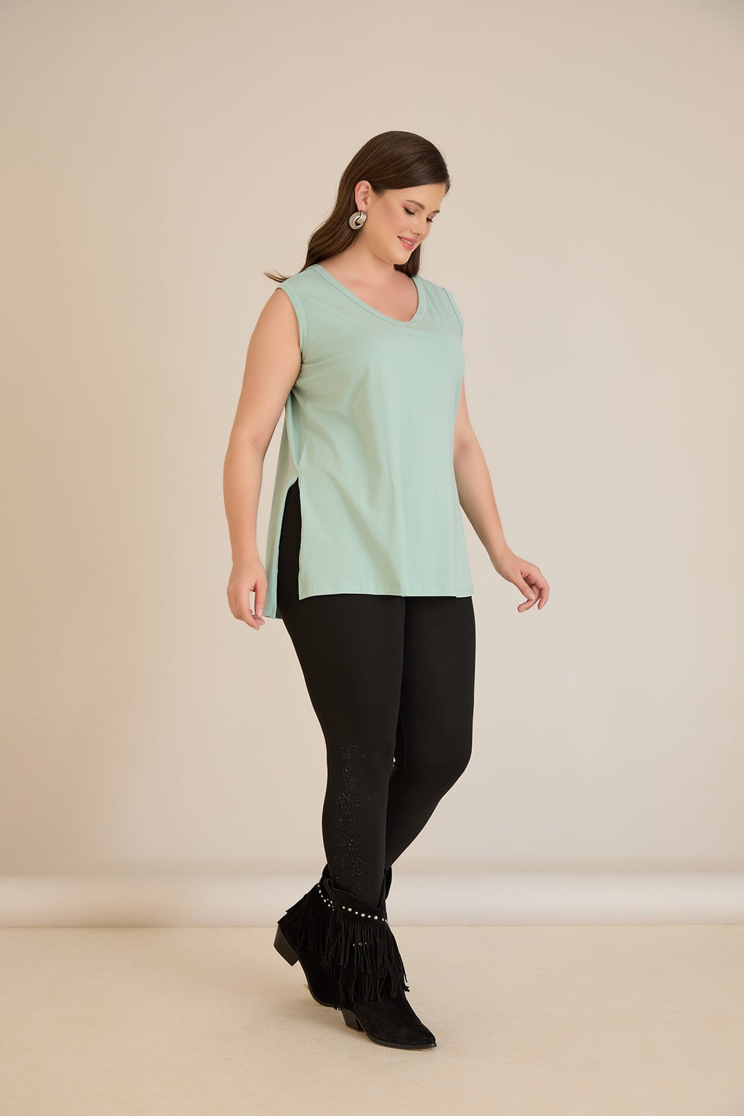 Pamučni top s atraktivnim leđima u zelenoj boji