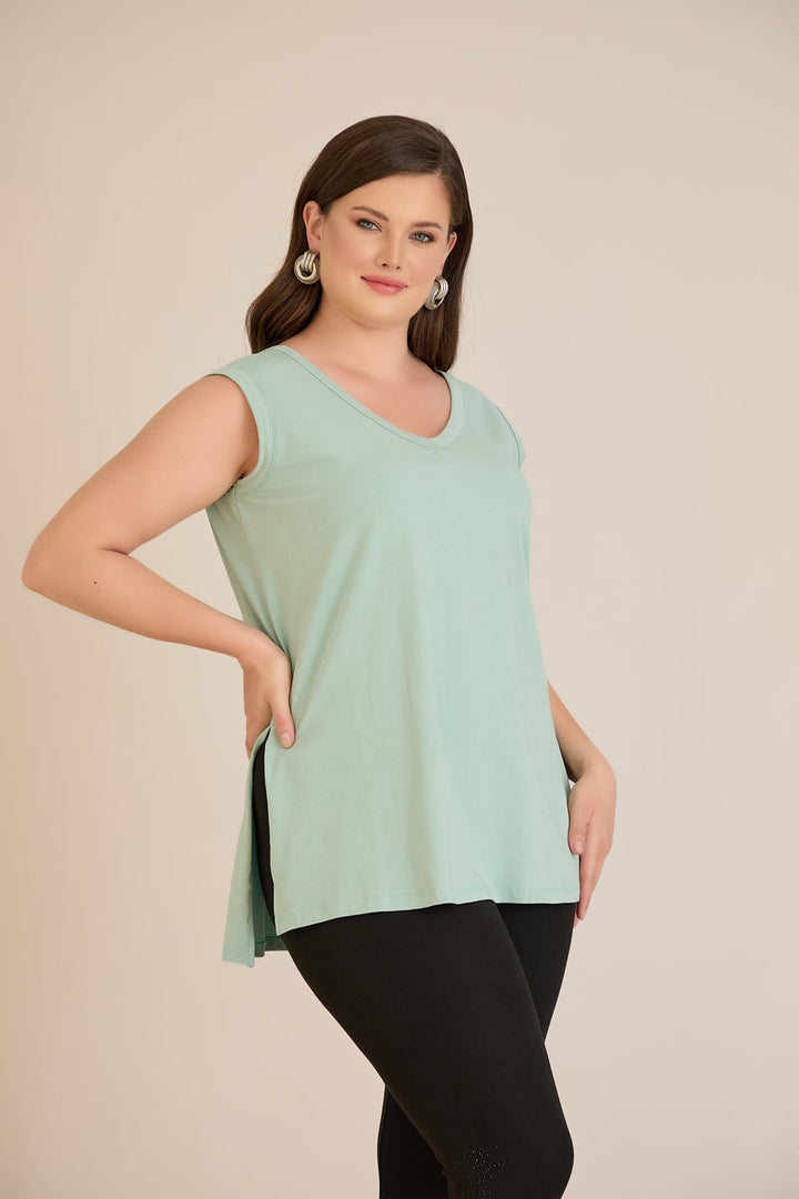 Pamučni top s atraktivnim leđima u zelenoj boji