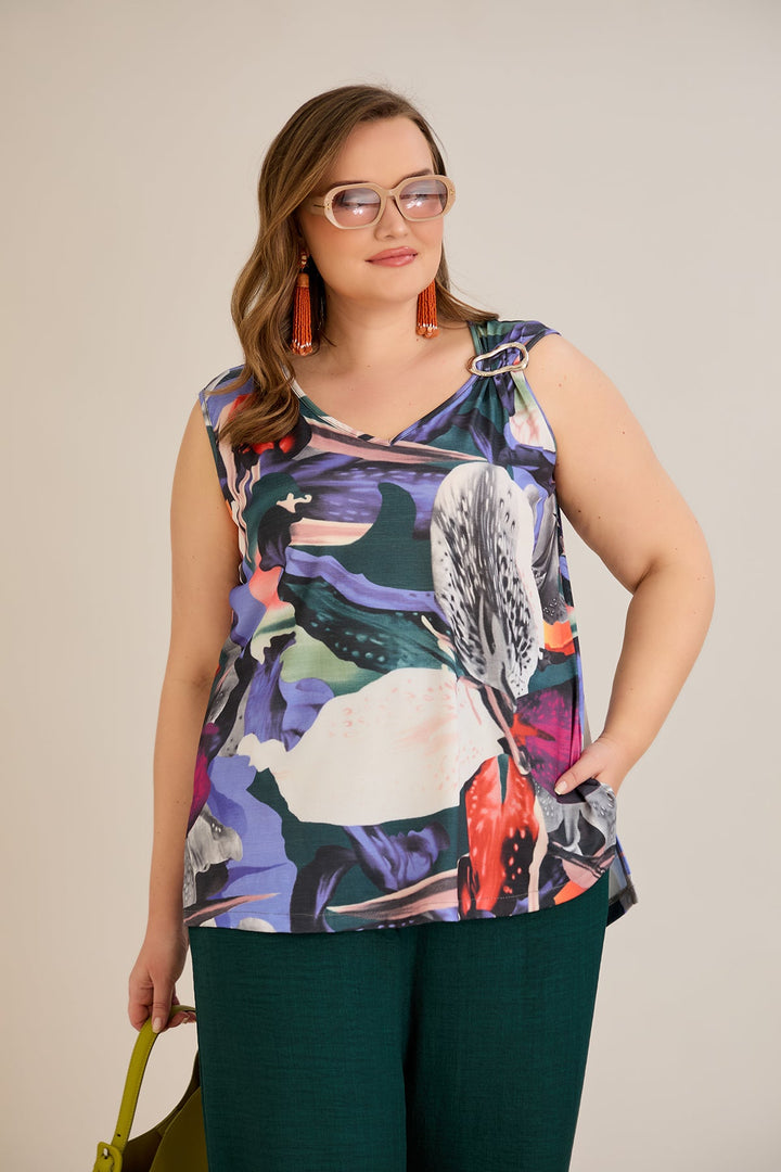 Top s ukrasom na ramenu u šarenom uzorku