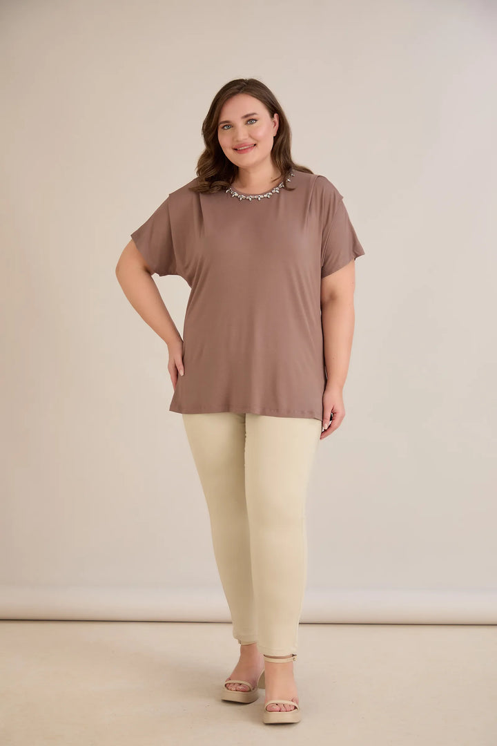Bluza s dekoracijom od kamenčića – moka
