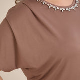 Bluza s dekoracijom od kamenčića – moka