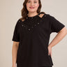 Plus size pamučna bluza s perlama i atraktivnim izrezom – Crna