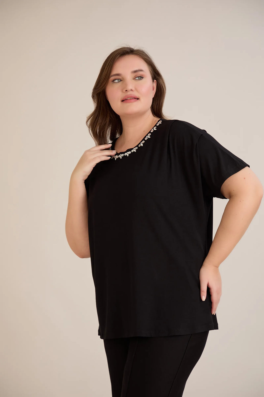 Bluza s dekoracijom od kamenčića – Crna