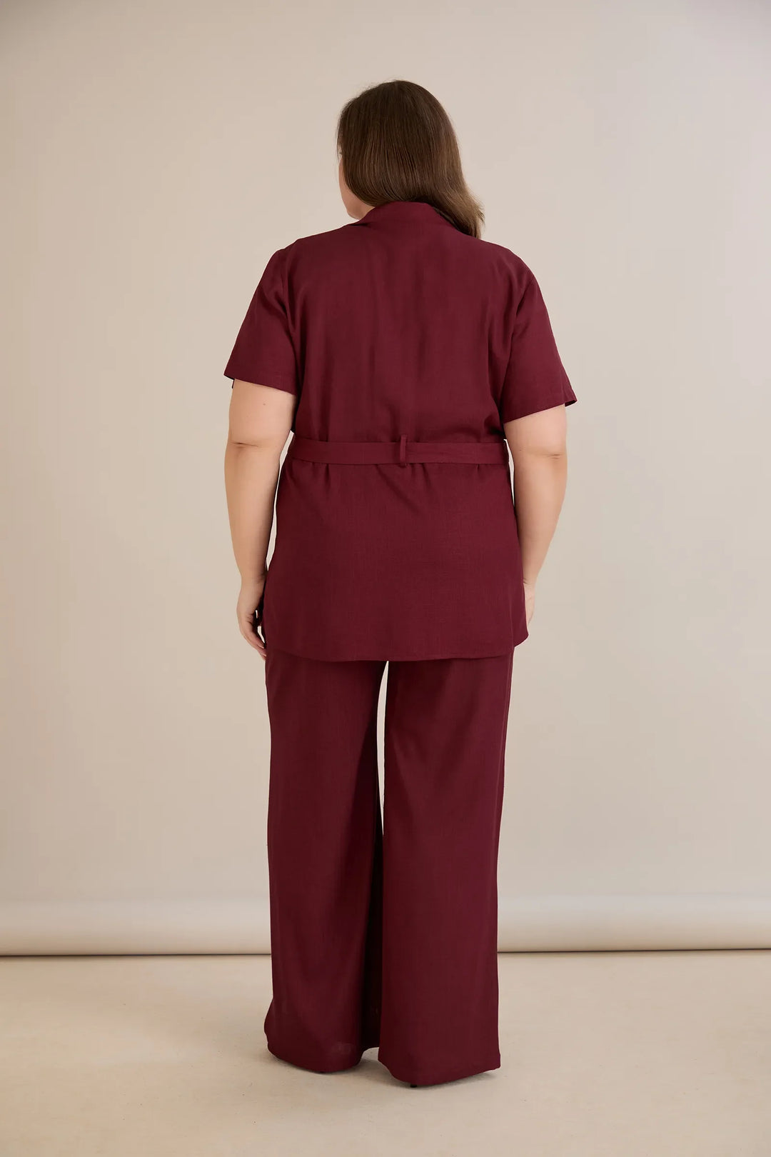 Elegantni set od dva dijela od lana i viskoze – tamna trešnja