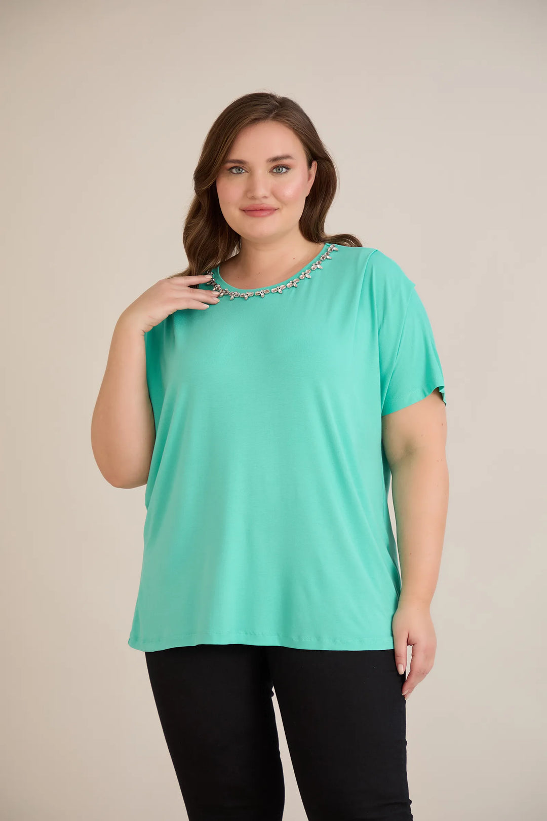 Bluza s dekoracijom od kamenčića - akva