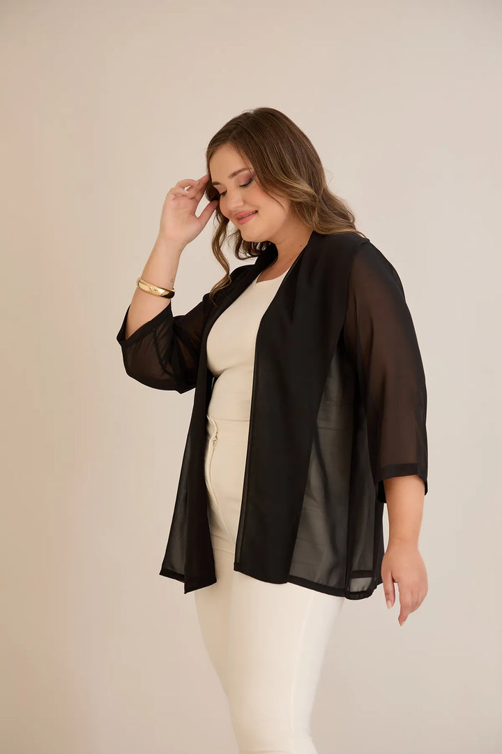 Praznična pelerina od šifona u crnoj boji