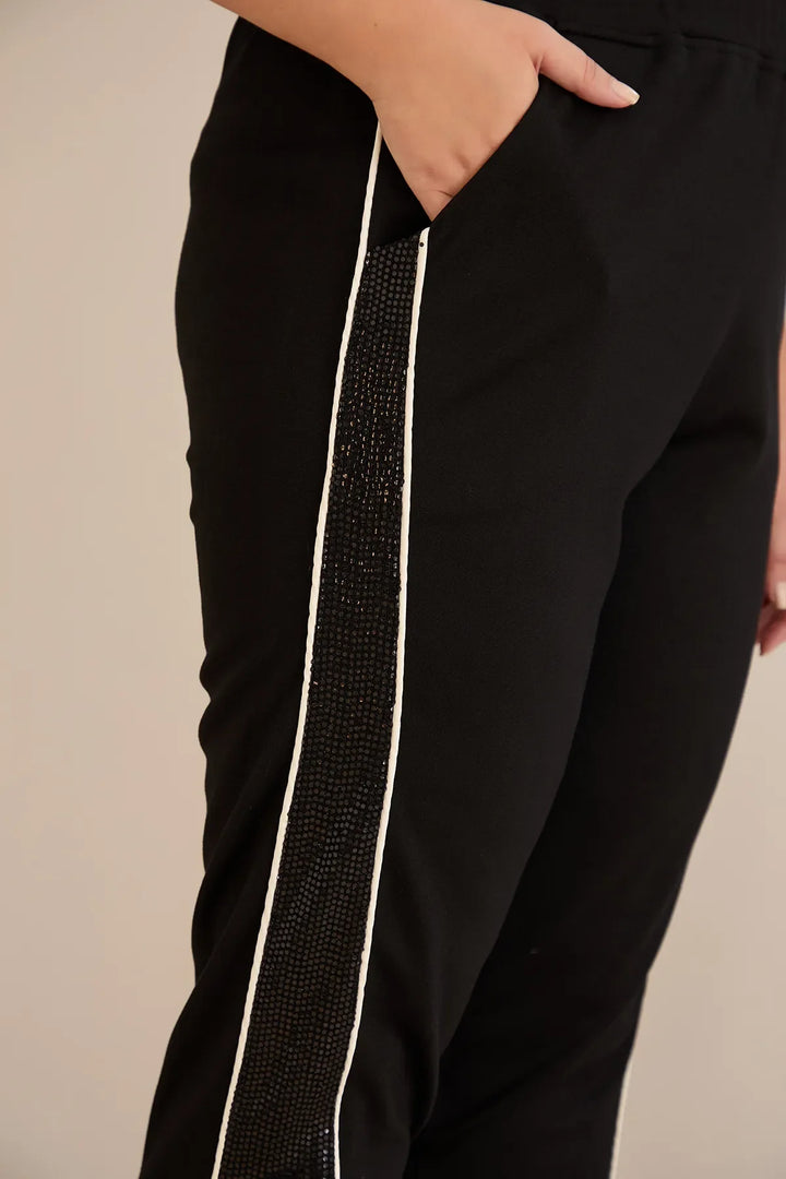 Sportske hlače s blistavim obrubom