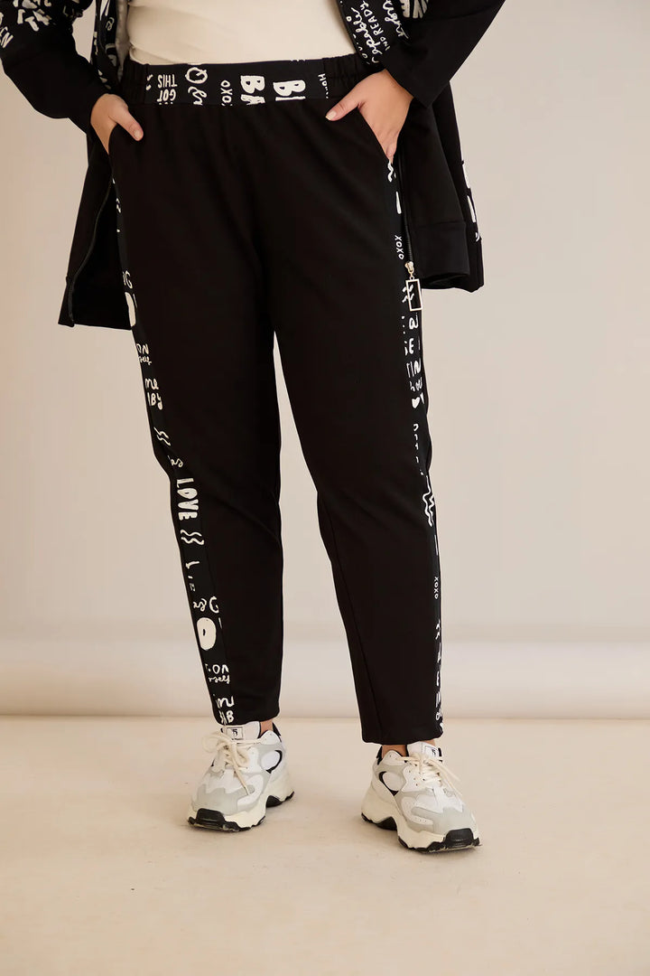 Pamučni ženski komplet od dva dijela s modernim printom