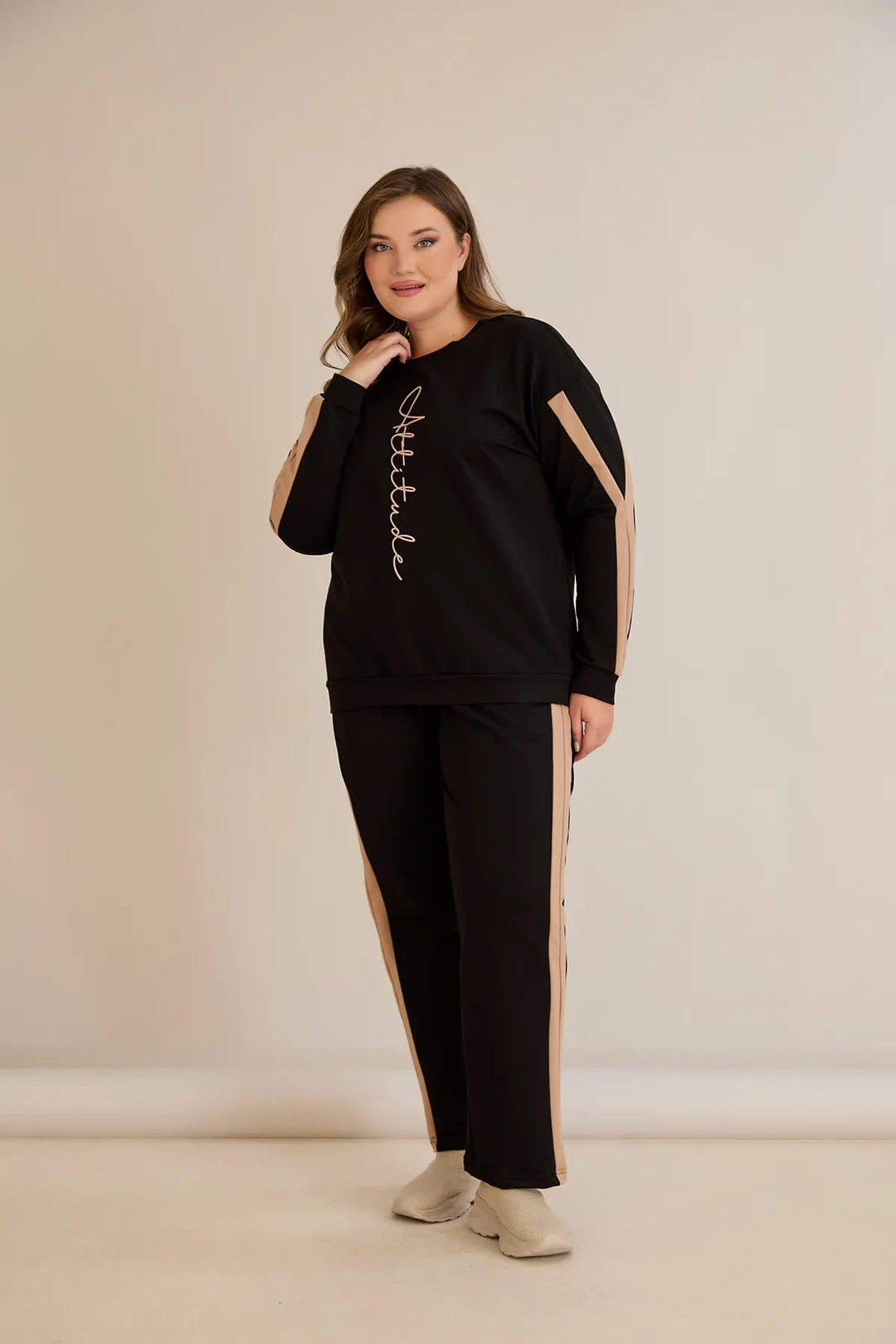 Set od elastičnog materijala s dvostrukim rubom iz 2 dijela