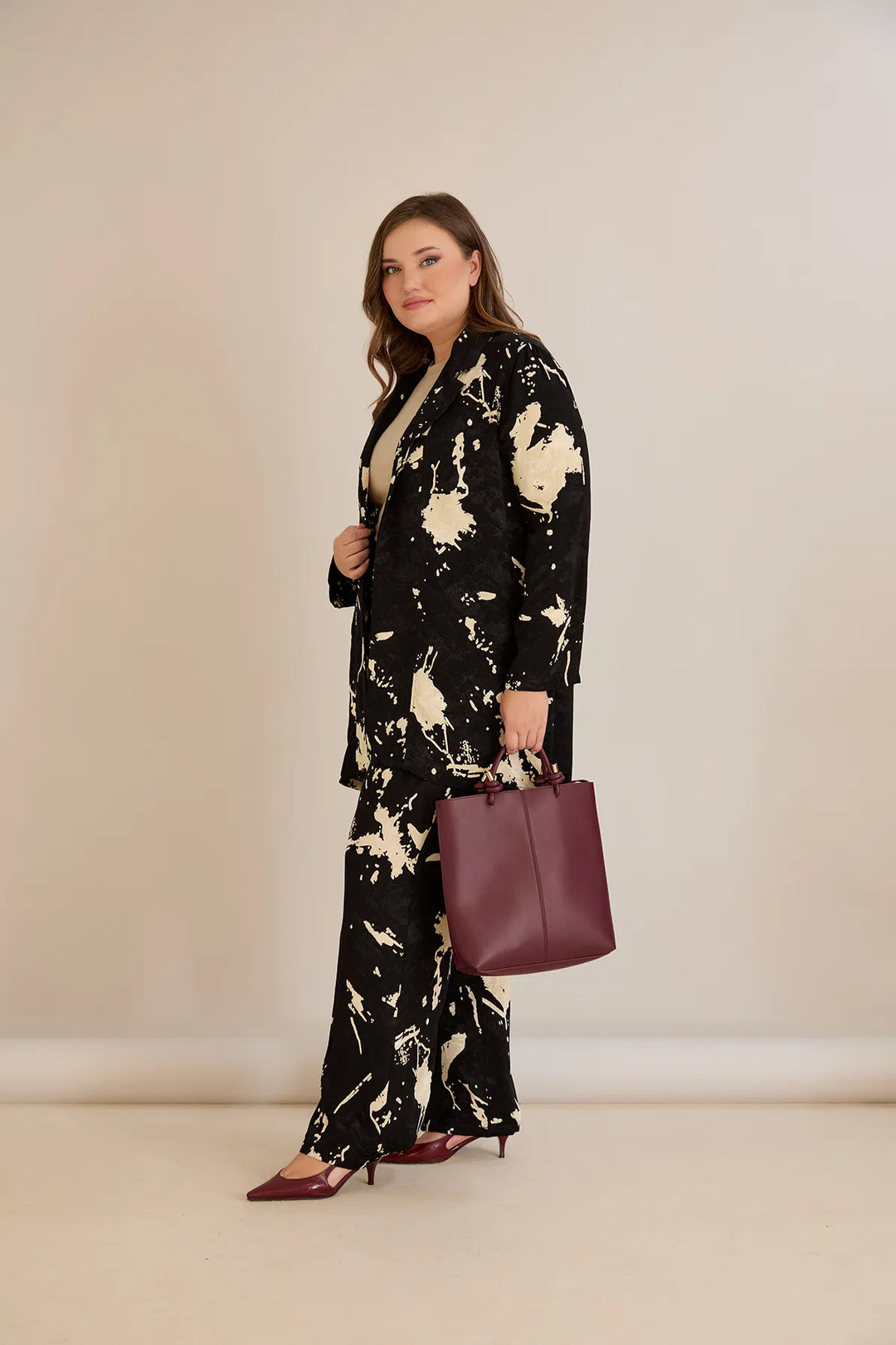 Elegantni set od viskoze s dizajnerskim printom