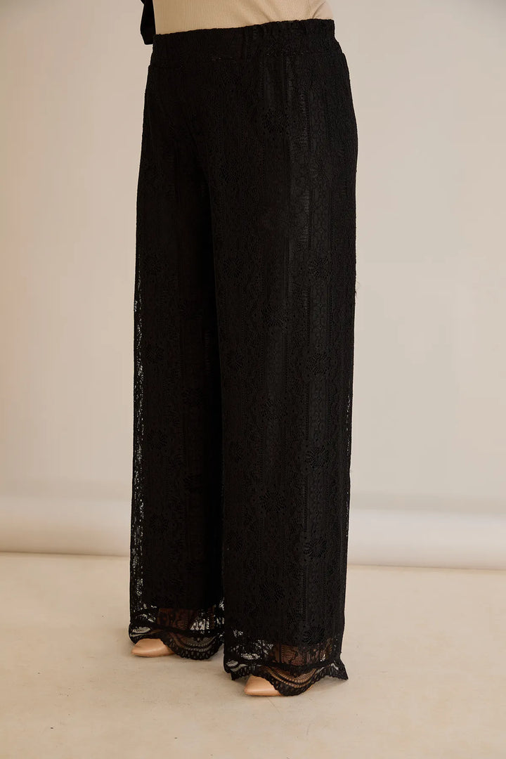Elegantni praznični čipkani set