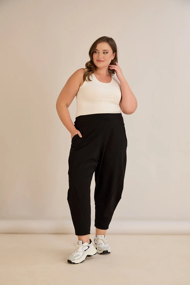 Sportske hlače barrel kroja