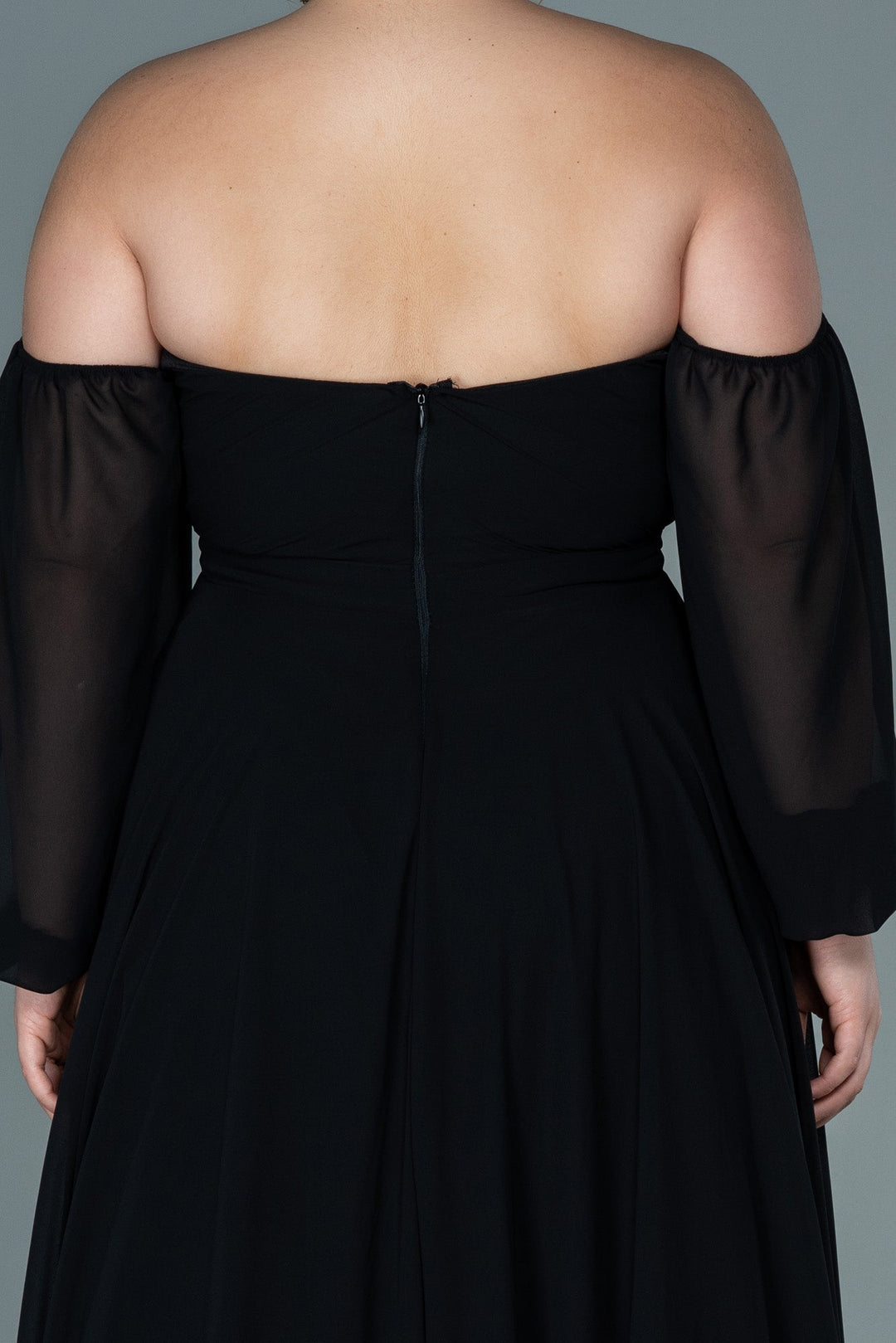 Duga haljina od šifona s lađa izrezom - crna N2597 - Moja trgovina