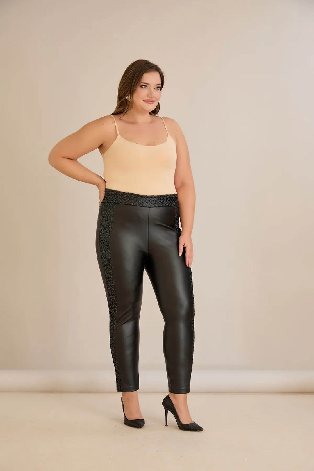 Kožne podstavljene tajice s efektivnom mrežom i visokim strukom