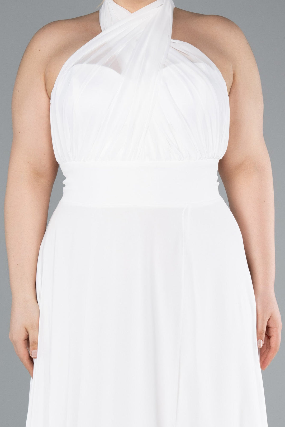 Duga svečana haljina od šifona u ecru boji