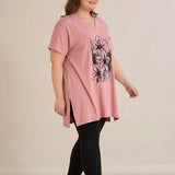 Pamučna plus size tunika s V-izrezom i printom – roza