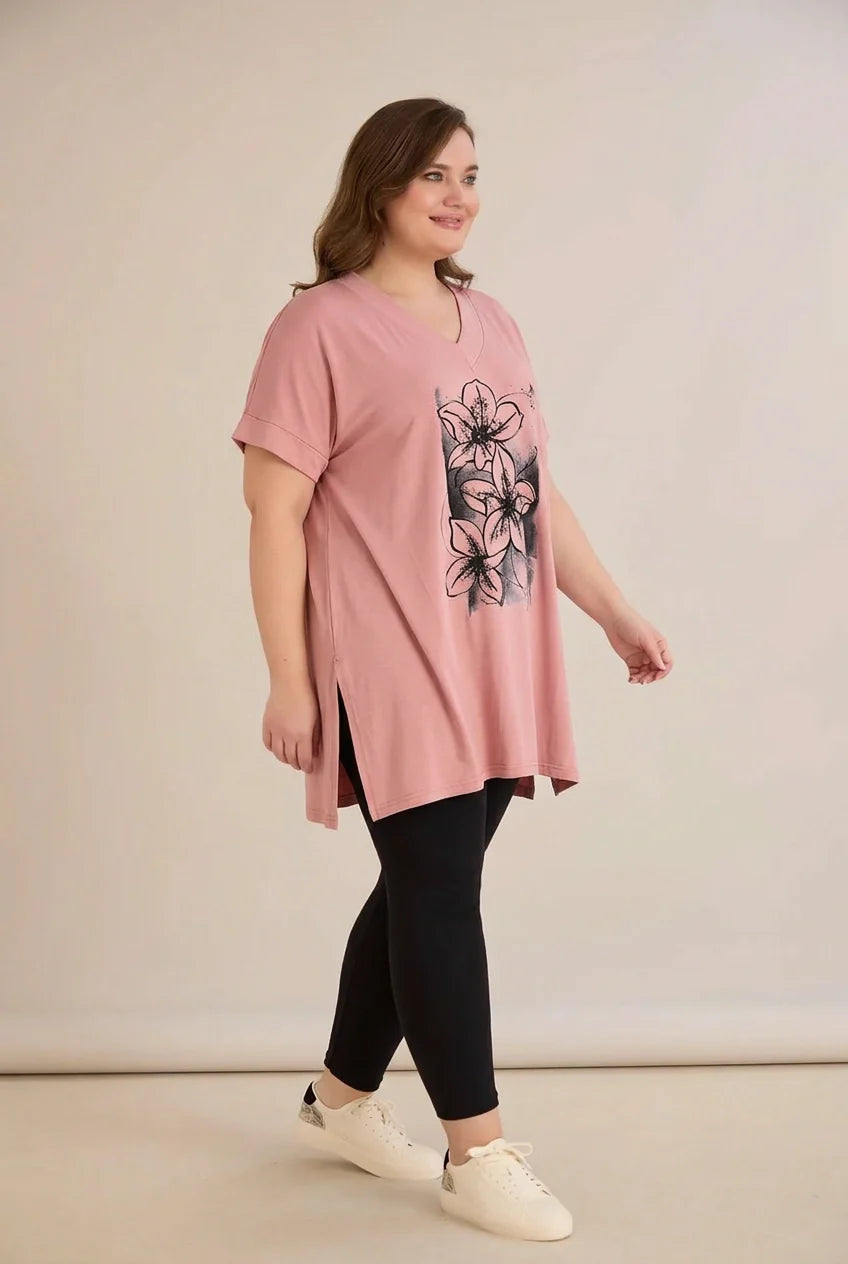 Pamučna plus size tunika s V-izrezom i printom – roza