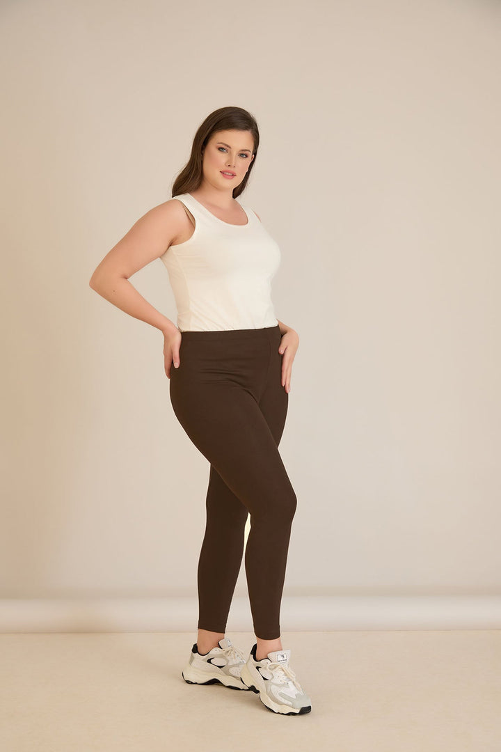 Pamučne tajice do 160 cm bokova u boji kave