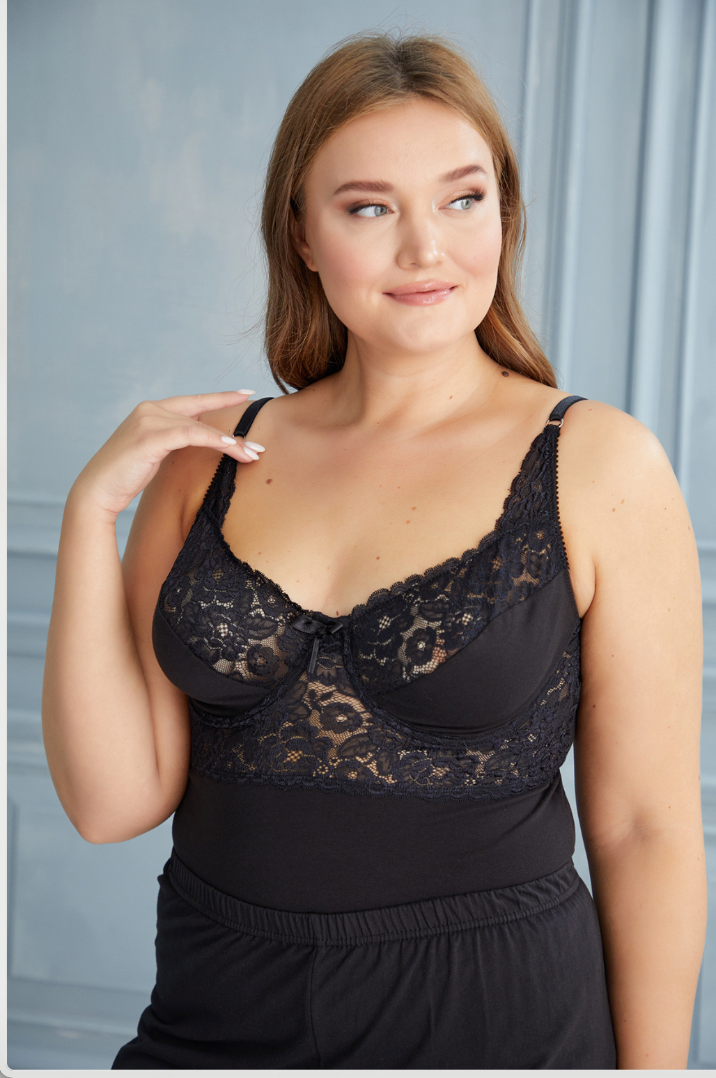 Корсаж със сутиен с банел в големи Veličinaи